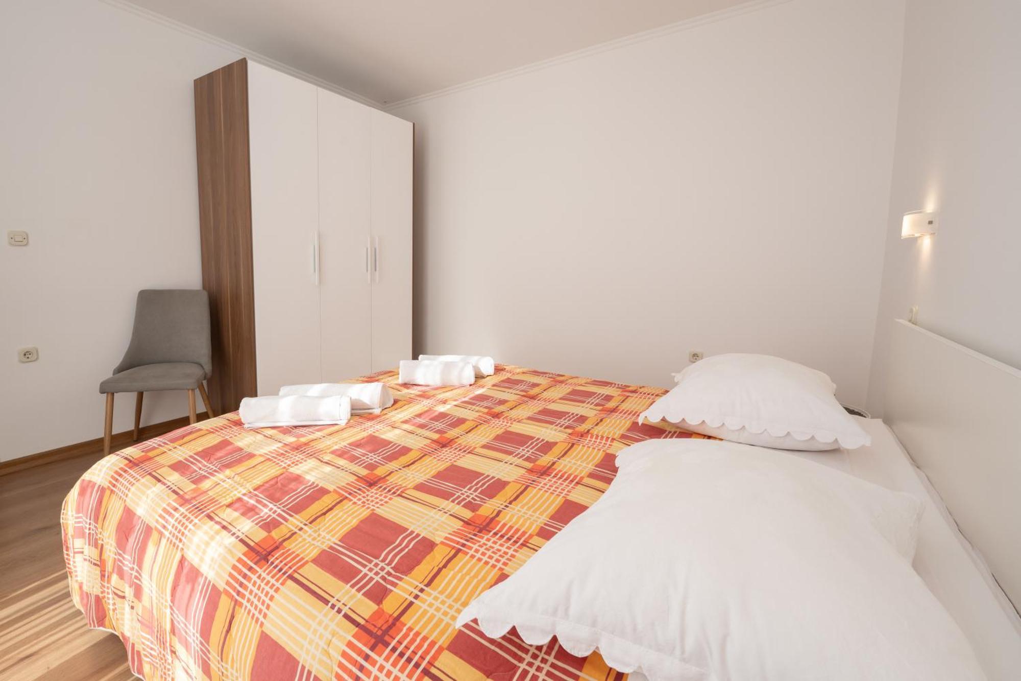 Apartments Biserka Novalja Room photo